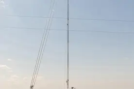 各大洲最高电视塔对比，亚洲胜出，北美的太过另类图片
