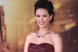 李若彤自曝前男友每年都提分手！小龙女美若天仙，却爱得太卑微图片