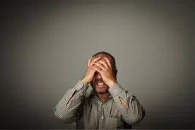 工作总是分心，总是坐立难安，你是不是受到工作焦虑的影响？图片