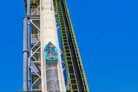 世上最高最恐怖水上滑道，运营182天13起意外，致小孩断头才停运图片