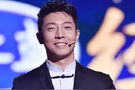 娶"洋"妻子，喜得龙凤胎，母亲突然离世，撒贝宁：亲情经不起拖延图片