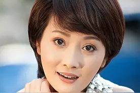 蒋林静：因出演过多个皇后，被誉为“皇后专业户”，“最美皇后”图片
