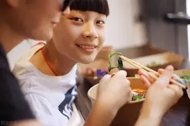 妈妈跟儿子关系不好怎么办？过来人告诉你这个方法可以试试图片
