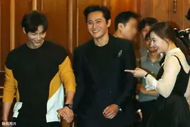 宋钟基，主演《太阳的后裔》收视率达到38.8%，又一新剧发布图片