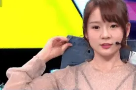 台湾综艺多大胆? 穿半透薄纱服饰上台, 还在舞台上更衣图片