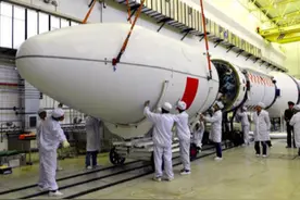 是什么让国家科研人员放弃“事业编、福利房”！谁能一次性挖走中科院90多人？谜团已解开图片