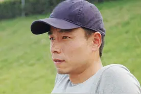 著名演员王挺辟谣：美女演员张恒不是我的妻子图片