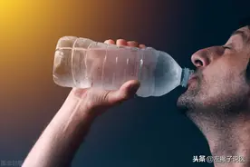糖尿病患者应该多喝水还是少喝水？一文说清，教糖友如何科学喝水图片