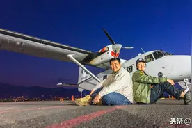 这才叫史上最牛自驾游：他们用数十种交通工具，环游了世界百国图片