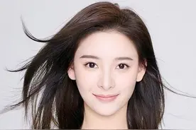 MP3歌曲字幕｜《满满》–  王铮亮 & 梁文音图片