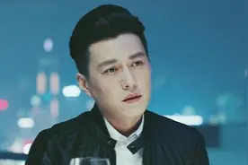 靳东：演戏才是本事，姐弟恋、娶二婚妻都是故事图片