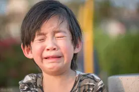 妈妈和孩子讲道理磨破嘴，孩子就不听，聪明妈妈都用这4招讲道理图片