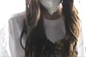 Angelababy一身阿迪！戴着口罩现身机场，拿着D牌包图片