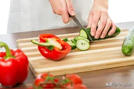 切菜板，究竟是实木的好，还是竹子的好？各种材质，好坏一文看懂图片