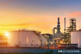 恒力石化上半年净利突破55亿元，业绩“奶牛”150万吨/年乙烯项目三季度贡献盈利图片