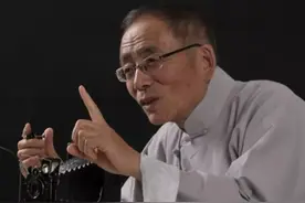 坠毁在赤峰的蒋军起义飞机图片