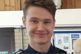 人品不行，英国新警察入职两周丢饭碗，只因白吃了单位7顿早餐图片