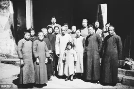 鲁迅：总是非常佩服曹操图片