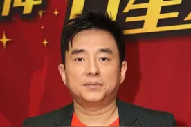 56岁吕方分手郑裕玲12年后低调结婚，40岁妻子怀孕5个月双喜临门图片