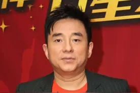 56岁吕方分手郑裕玲12年后低调结婚，40岁妻子怀孕5个月双喜临门图片