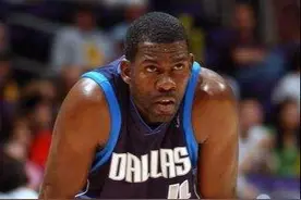 近30年NBA被低估的十大得分手，一人和巅峰皮蓬对位砍50分图片