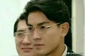 那些常年留长发的男星，不剪短发的原因只有一个：怕你心动图片