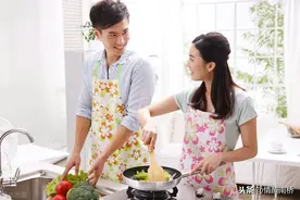“怕老婆”的男人会好命，原因有四个，已婚男人需要做到图片