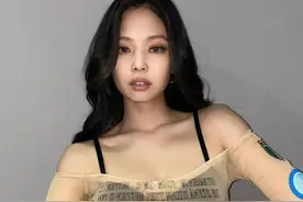你和女团的差距，就差了这件薄纱打底衣图片