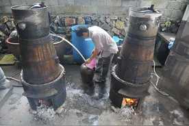 农村烧酒喝着容易醉，买的白酒喝着却很难醉，老酒鬼道出3点原因图片