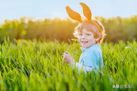 如阳光般温暖耀眼的宝宝名字，眼里充满了光图片