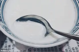 夏天到了，这碗甜品做给女人吃，暖胃散寒，养颜美容，口感滑嫩嫩图片