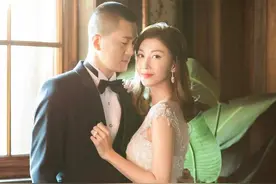 遗憾！香港著名女星李彩华宣布同丈夫离婚，和平分手无财产分割图片