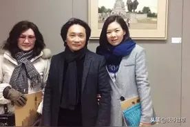 成功女人的背后都有一群男人，这位书法特等奖的美女亦如是图片