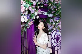 “挤奶裙”还没过气？三伏天穿清凉又显瘦，120斤的妹子都不怕图片