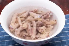 鸡爪、腐竹都是高油食物图片