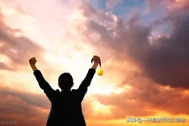 两年学说话，一生学闭嘴，随口说的话往往最能伤人图片
