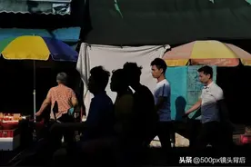 街头摄影的“瞬间预感”，引导遇见你的决定性瞬间图片