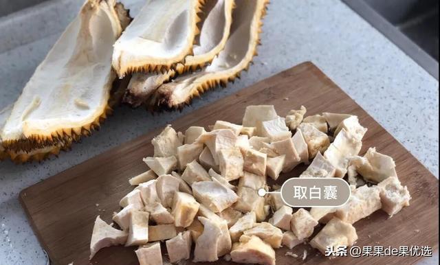 花胶榴莲煲鸡汤上火 2026年花胶榴莲煲鸡汤上火还是下火 花胶榴莲煲鸡汤上火 2026年花胶榴莲煲鸡汤上火还是下火