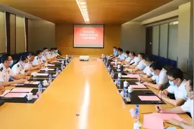 日前中国消防救援学院闫胜利院长一行来所走访调研图片