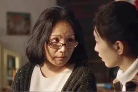 吴冕：戏里是《三十而已》王漫妮母亲，戏外是嫁给爱情的幸福女人图片