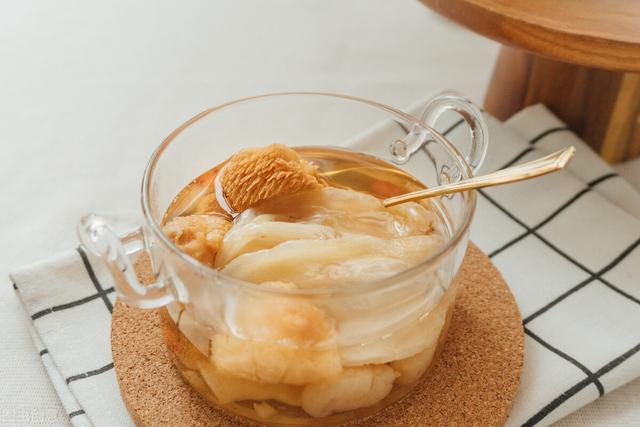 花胶汤不适合哪些人吃 花胶是一种滋补的煲汤食材,什么人不适合吃花胶
