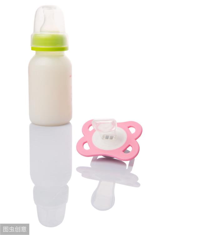 小心“敏”从口入！婴幼儿牛奶蛋白过敏表现有3方面，该怎么办？