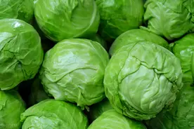 菜农不对外说的13个买菜技巧，个个新鲜水嫩，菜贩子：是个行家图片