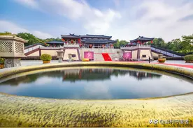 念旧的生活：小伙去无锡三国城玩，才发现电视剧都是骗人的图片