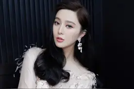 女星羽毛裙大赏，你更pick谁？羽毛元素让你轻松成为闪耀的小仙女图片
