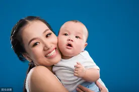 当女人有了娃，最大的变化是啥？对孩子的温柔和对自我的“放纵”图片