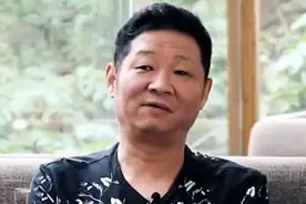 养鸡有多难？三德子赵亮：每天十几只地死 一下就死了接近二百只图片