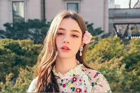 俄罗斯新“四大美女”：这是人类的长相吗，明明就是“洋娃娃”图片