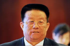 山东首富，原来都是逆袭的小镇青年，他从村里起家如今仍在村里图片