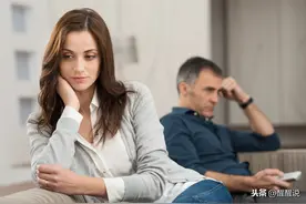 离婚后看对方过得不好，你会心疼吗？三个离过婚的人说了大实话图片